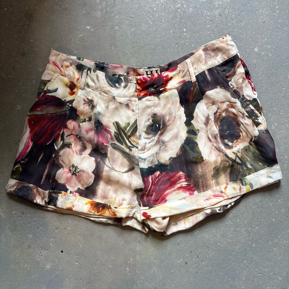 Haute Hippie Silk Floral Women's Shorts size 8‎